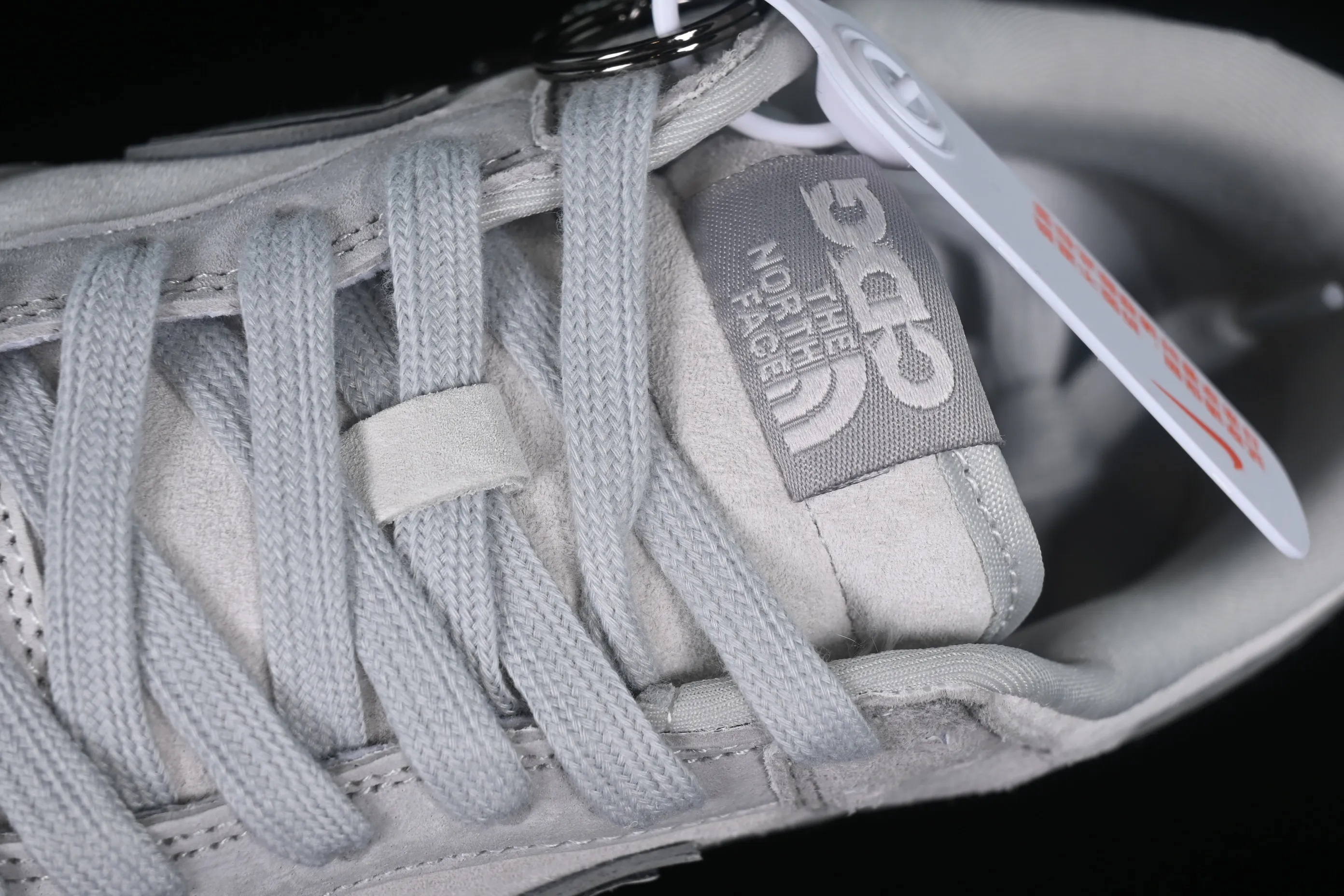 All Categories Nk SB Dunk Series Nk SB Dunk Low Low-top sneakers Nk Dunk Low North CDG joint-grey Three-party joint SB low-top casual sneakers FC1688-181